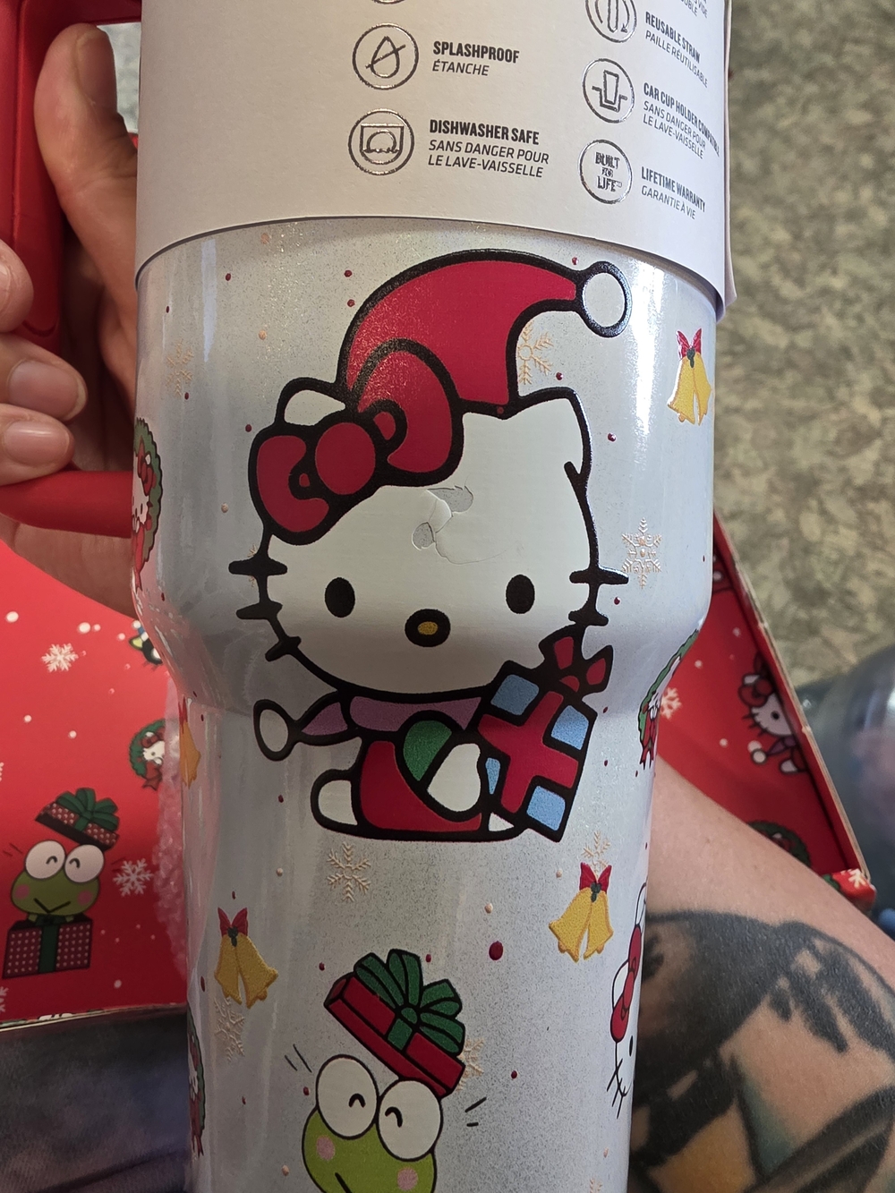 Hello Kitty Christmas 40 Oz Stanley - Picture 7 of 7